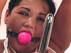 Fat chick taking good pussy massage bbw porn